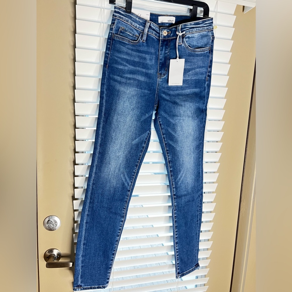 Vervet High-Waist Skinny Jeans by Flying Monkey